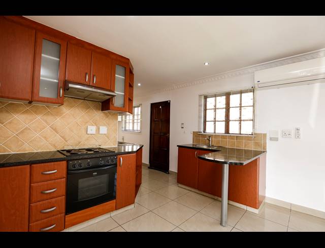 3 BEDROOM SECTIONAL TITLE FOR SALE IN MORNINGSIDE